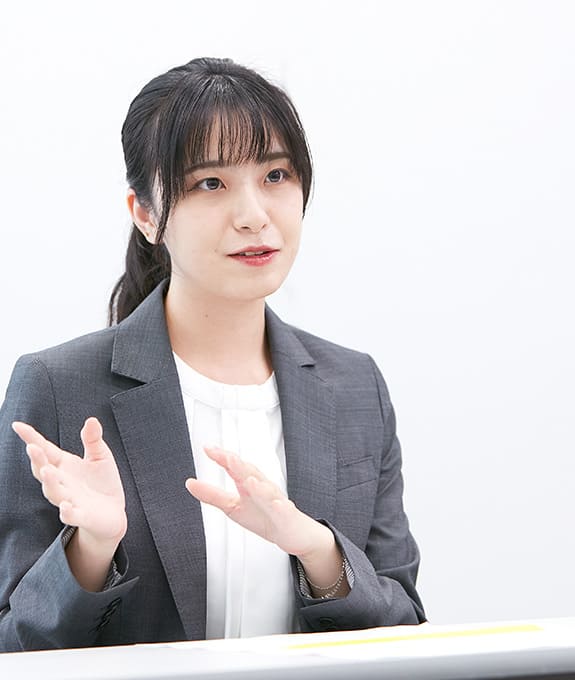 インタビュー