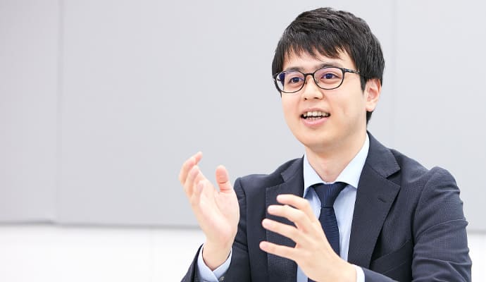 インタビュー