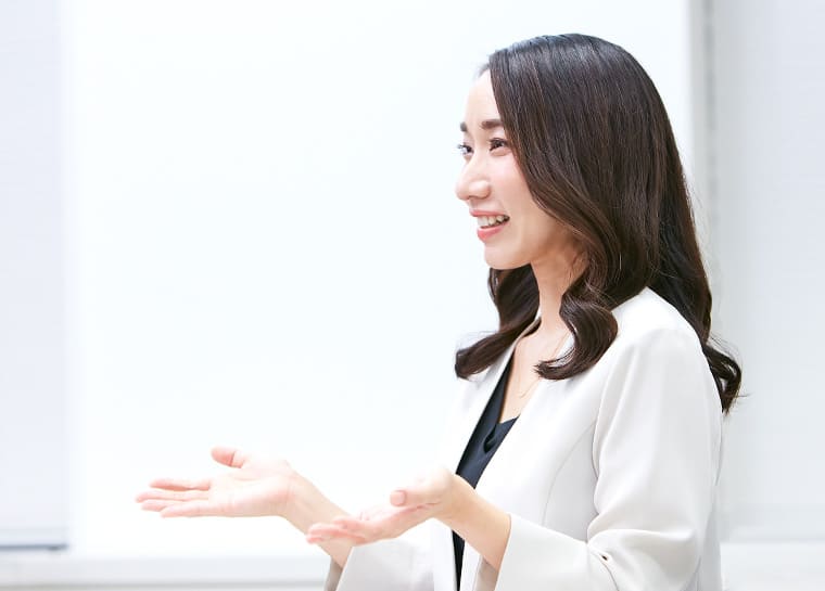 インタビュー