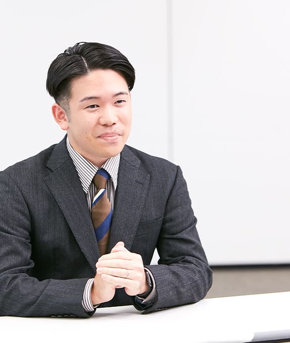 インタビュー